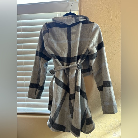 FAVLUX GRAY STRIPPED COAT SIZE S - Picture 3 of 9